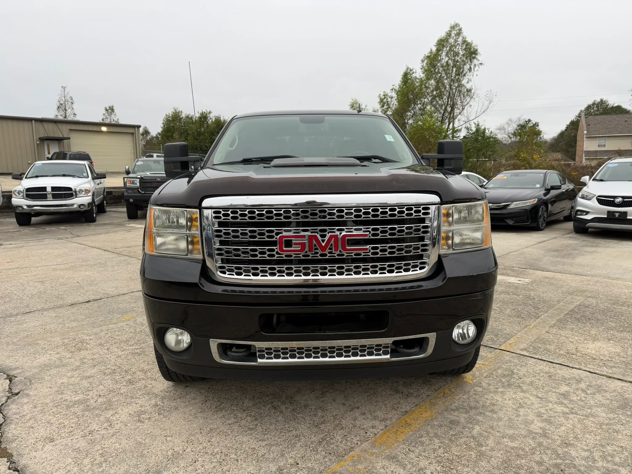 Used 2013 GMC Sierra 2500 Denali AWD/4WD image 9