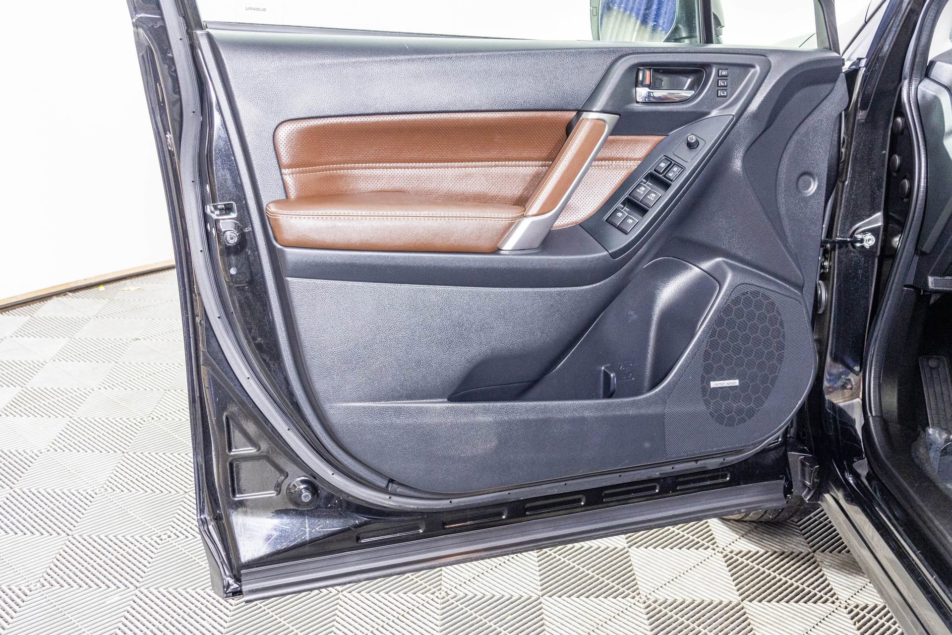 Used 2017 Subaru Forester 2.0XT Touring w/ Popular Package #2 image 37