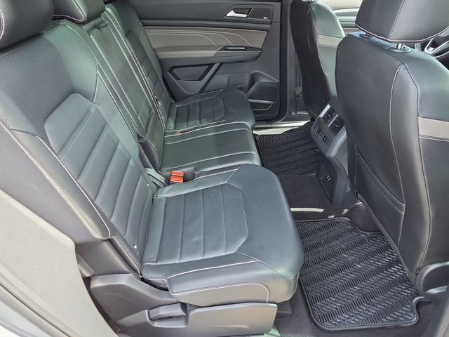 Used 2022 Volkswagen Atlas Cross Sport SEL Premium R-Line w/ Cross Sport MDO Package AWD/4WD image 17
