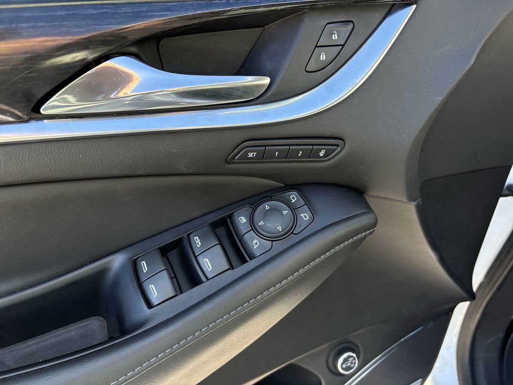 Certified 2019 Buick Enclave Avenir w/ Avenir Technology Package image 27