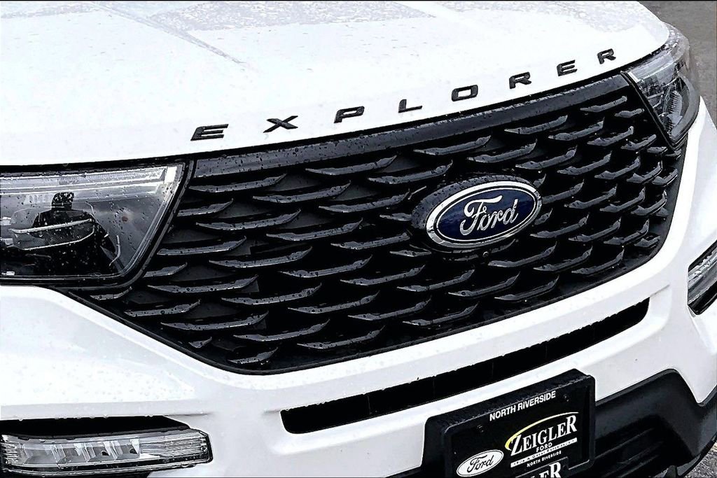 Used 2022 Ford Explorer ST-Line w/ Class IV Trailer Tow Package image 31