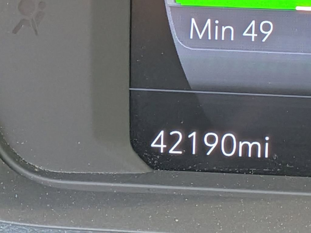 Used 2023 Chevrolet Bolt EUV Premier w/ Sun & Sound Package image 18