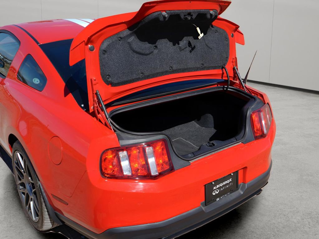 Used 2012 Ford Mustang Shelby GT500 w/ SVT Performance Pkg image 16