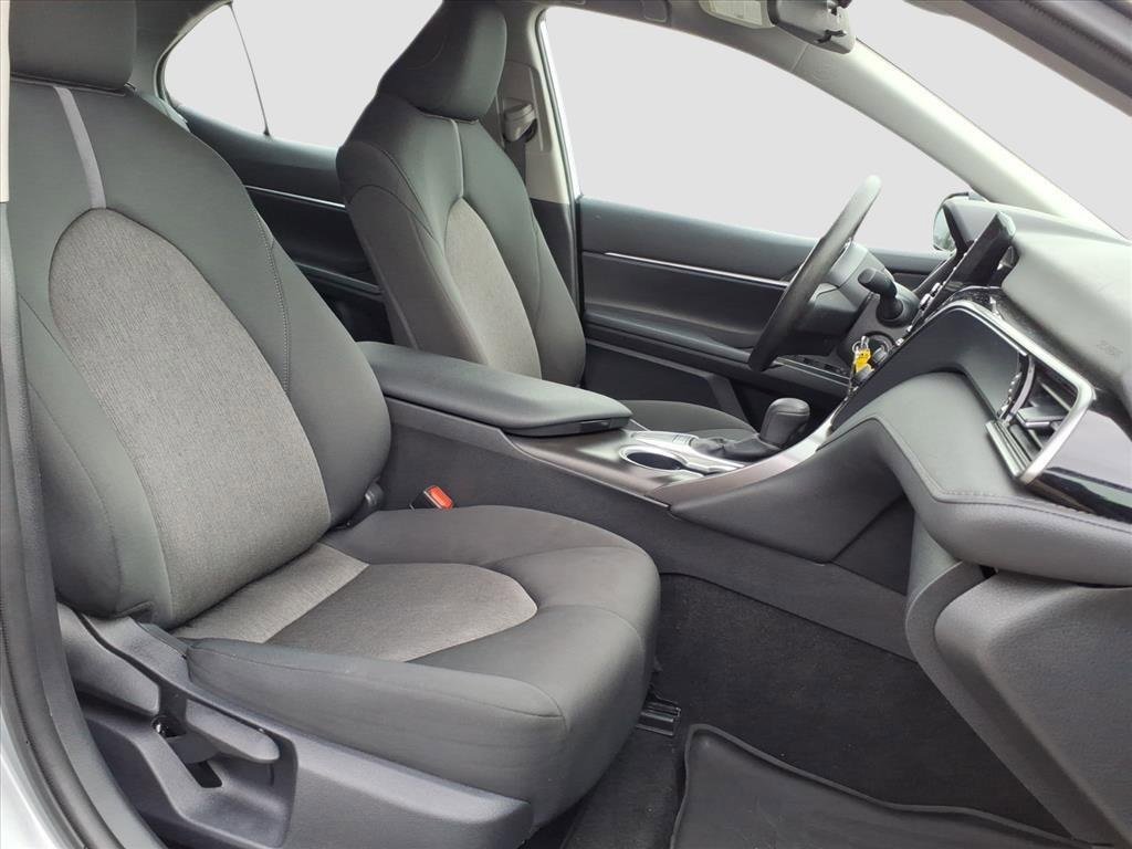 Used 2024 Toyota Camry LE image 8