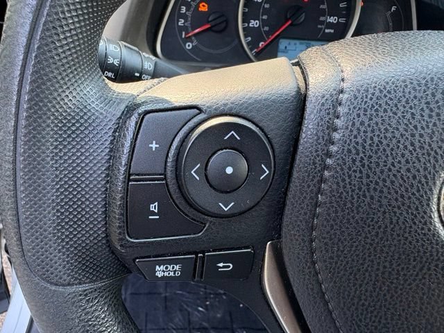 Used 2015 Toyota RAV4 XLE AWD/4WD image 25