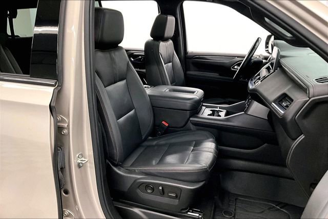 Used 2022 Chevrolet Tahoe RST w/ Luxury Package image 8