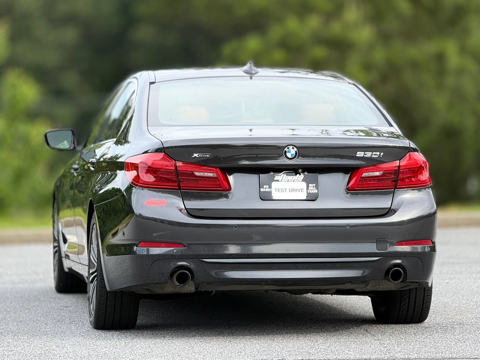 Used 2019 BMW 530i xDrive w/ Premium Package AWD/4WD image 5