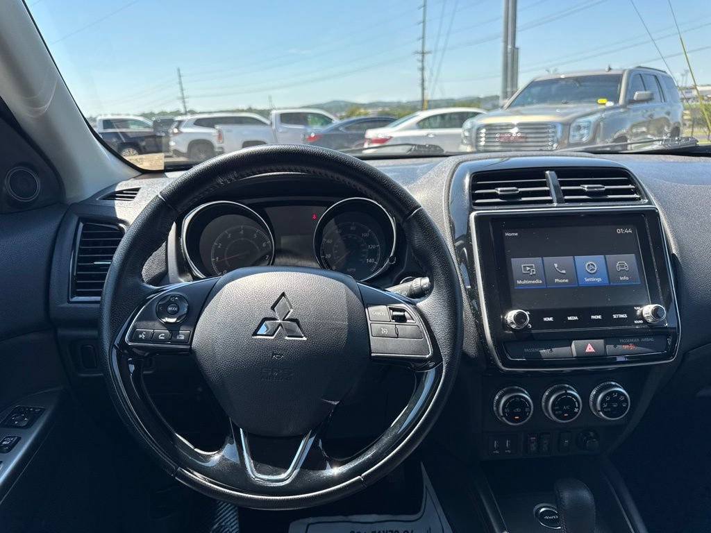 Used 2024 Mitsubishi Outlander Sport SE AWD/4WD image 18
