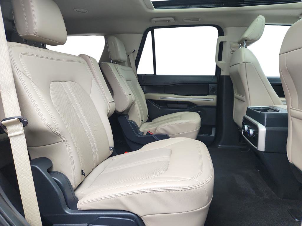 Used 2023 Ford Expedition Limited image 31