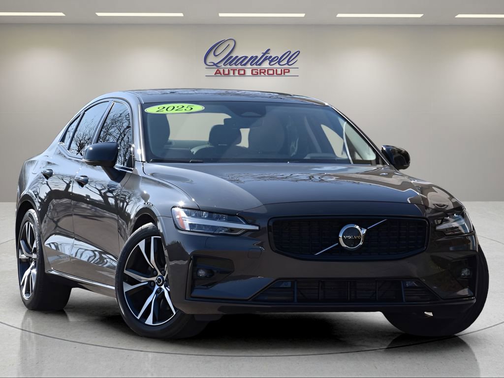 Used 2025 Volvo S60 B5 Plus FWD image 1