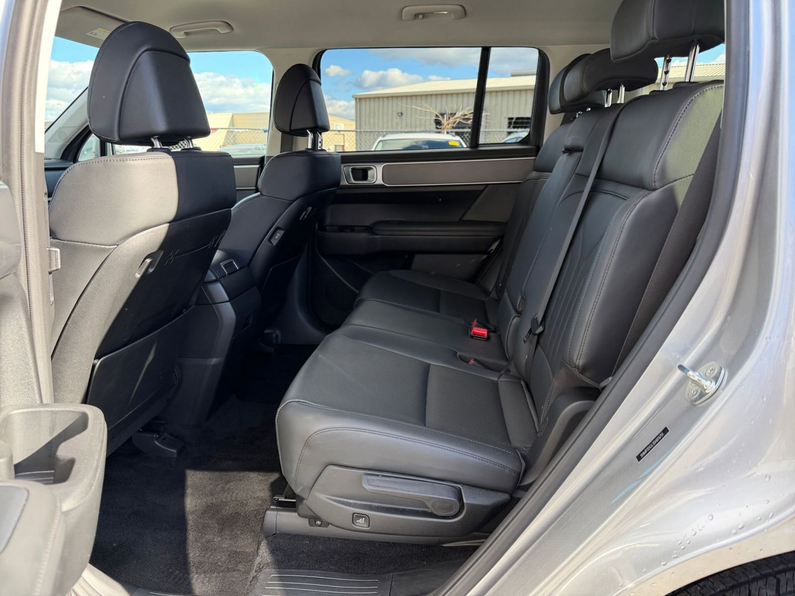 Used 2025 Hyundai Santa Fe SEL image 27