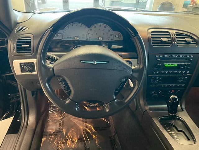 Used 2002 Ford Thunderbird image 10