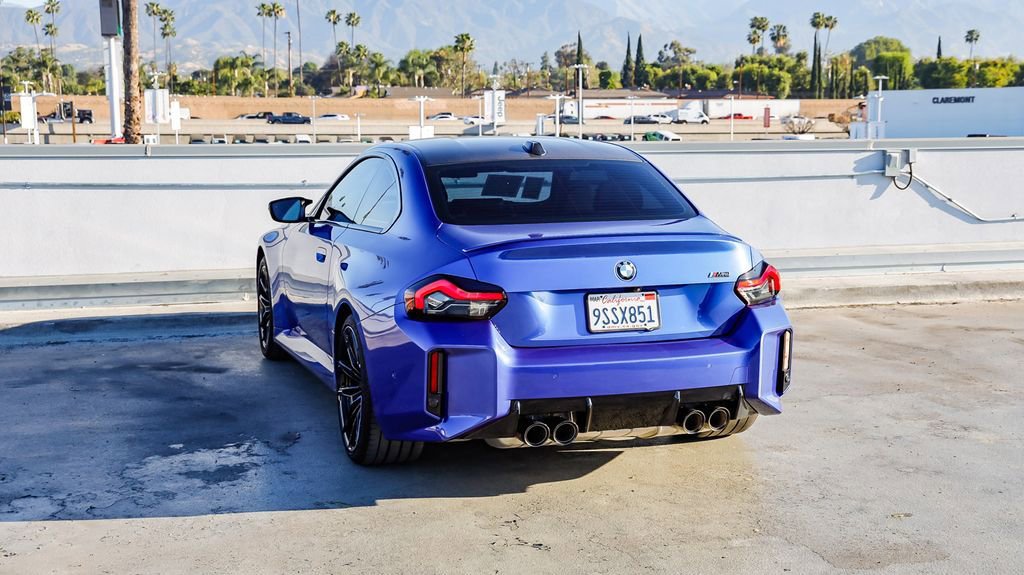 Used 2025 BMW M2 w/ Lighting Package image 7