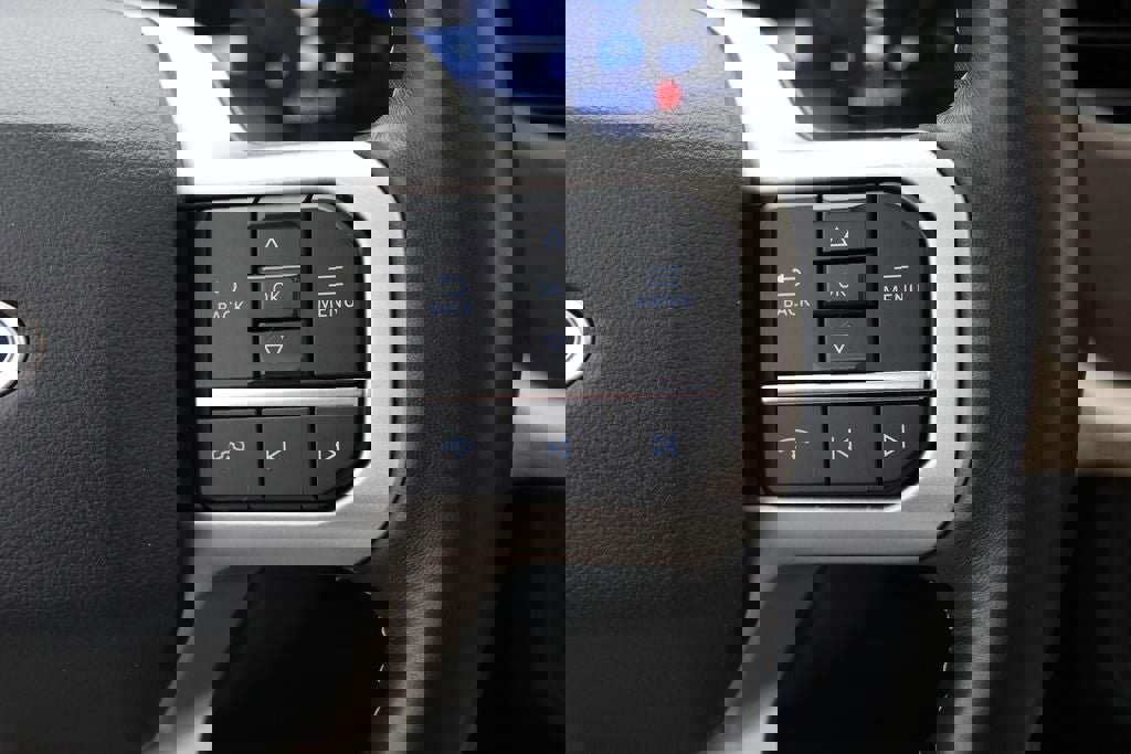 Used 2022 Ford Expedition Limited image 24