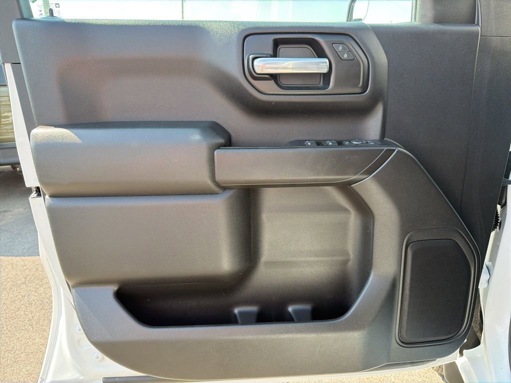 Used 2020 Chevrolet Silverado 1500 Custom w/ Custom Value Package image 29