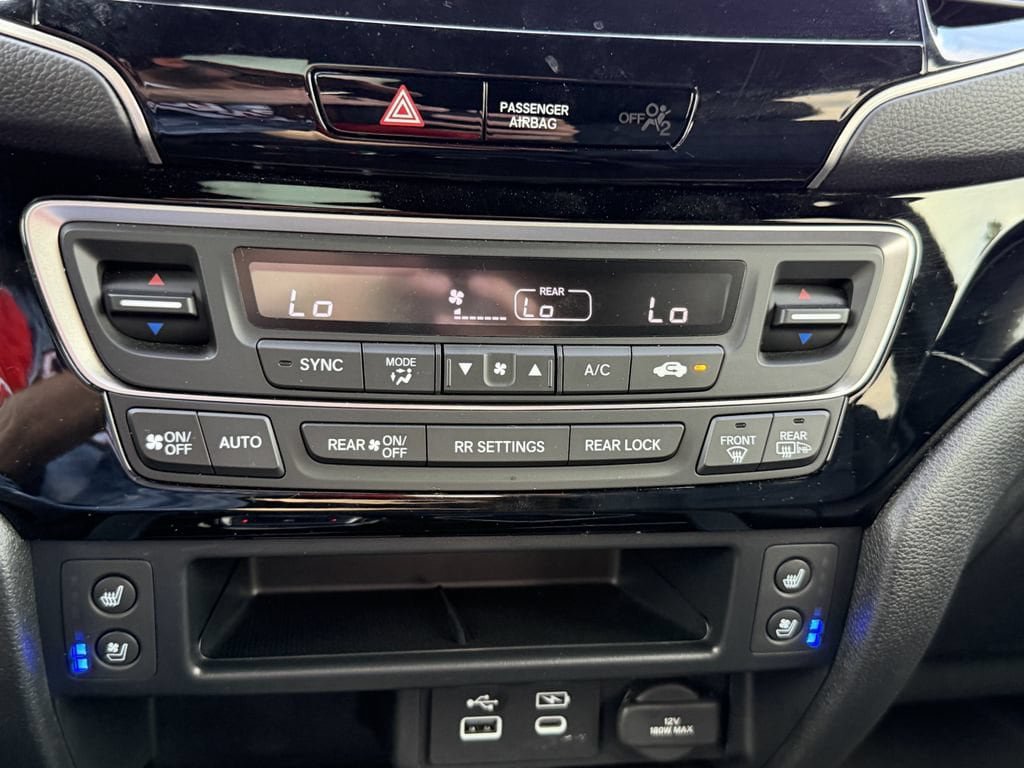 Used 2024 Honda Passport Black Edition image 23