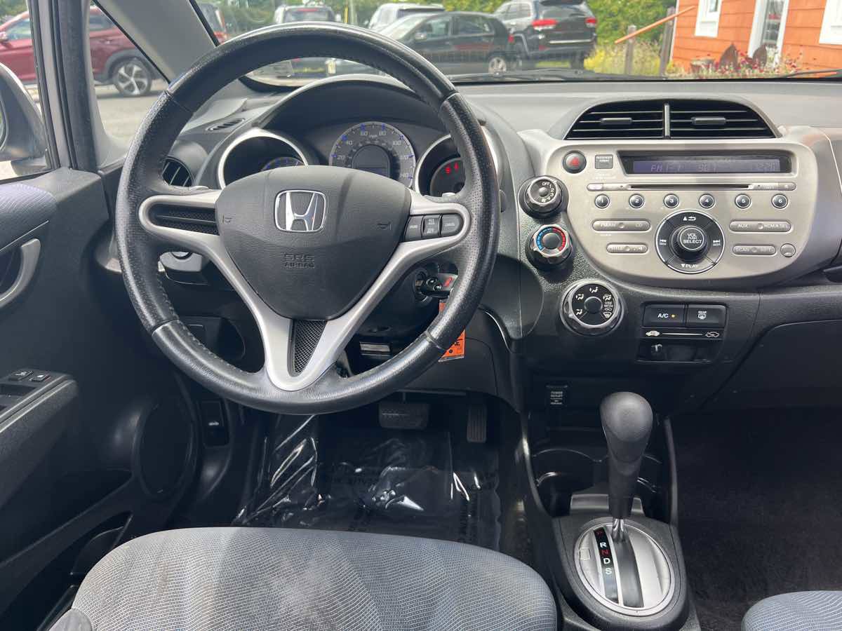 Used 2010 Honda Fit Sport image 2