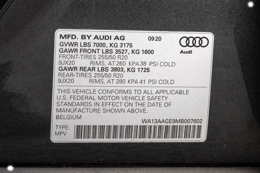 Used 2021 Audi e-tron Prestige w/ Prestige Package AWD/4WD image 39