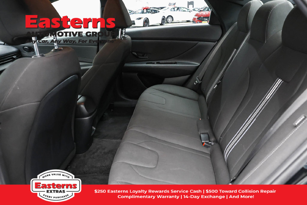 Used 2026 Hyundai Elantra Sport FWD image 19