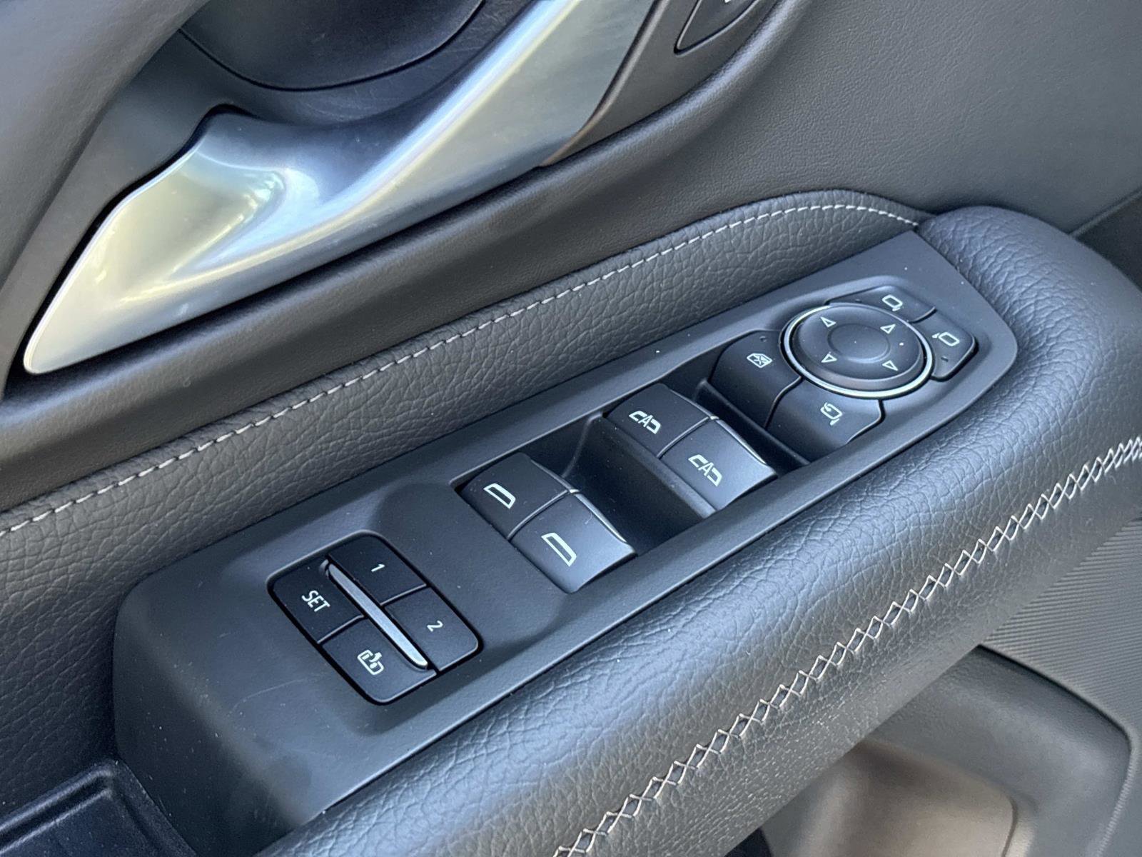 Certified 2022 GMC Yukon Denali image 13