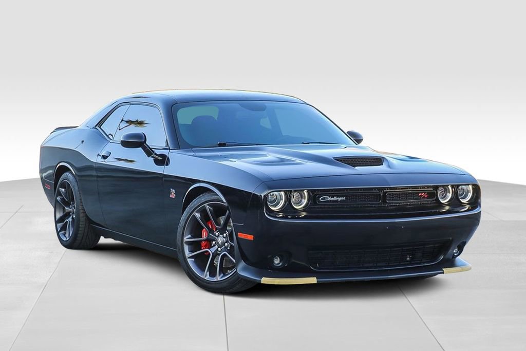 Used 2020 Dodge Challenger R/T Scat Pack image 2