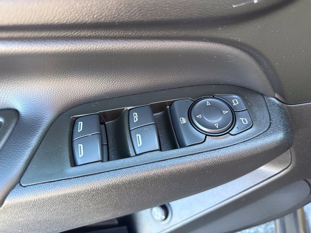 Certified 2023 Chevrolet Equinox LT AWD/4WD image 13