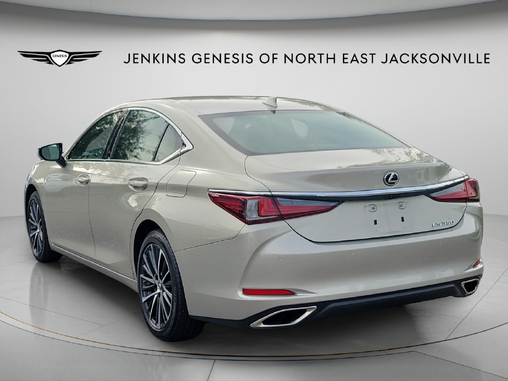 Used 2024 Lexus ES 350 w/ Premium Package FWD image 4
