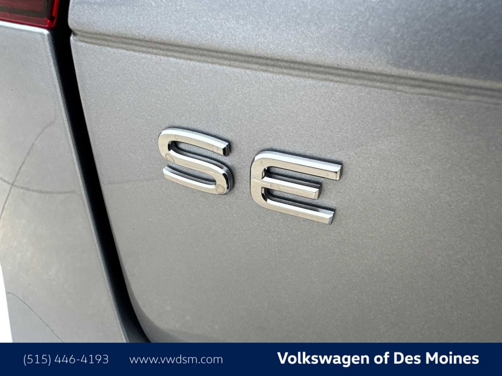 Used 2024 Volkswagen Tiguan SE R-Line image 6