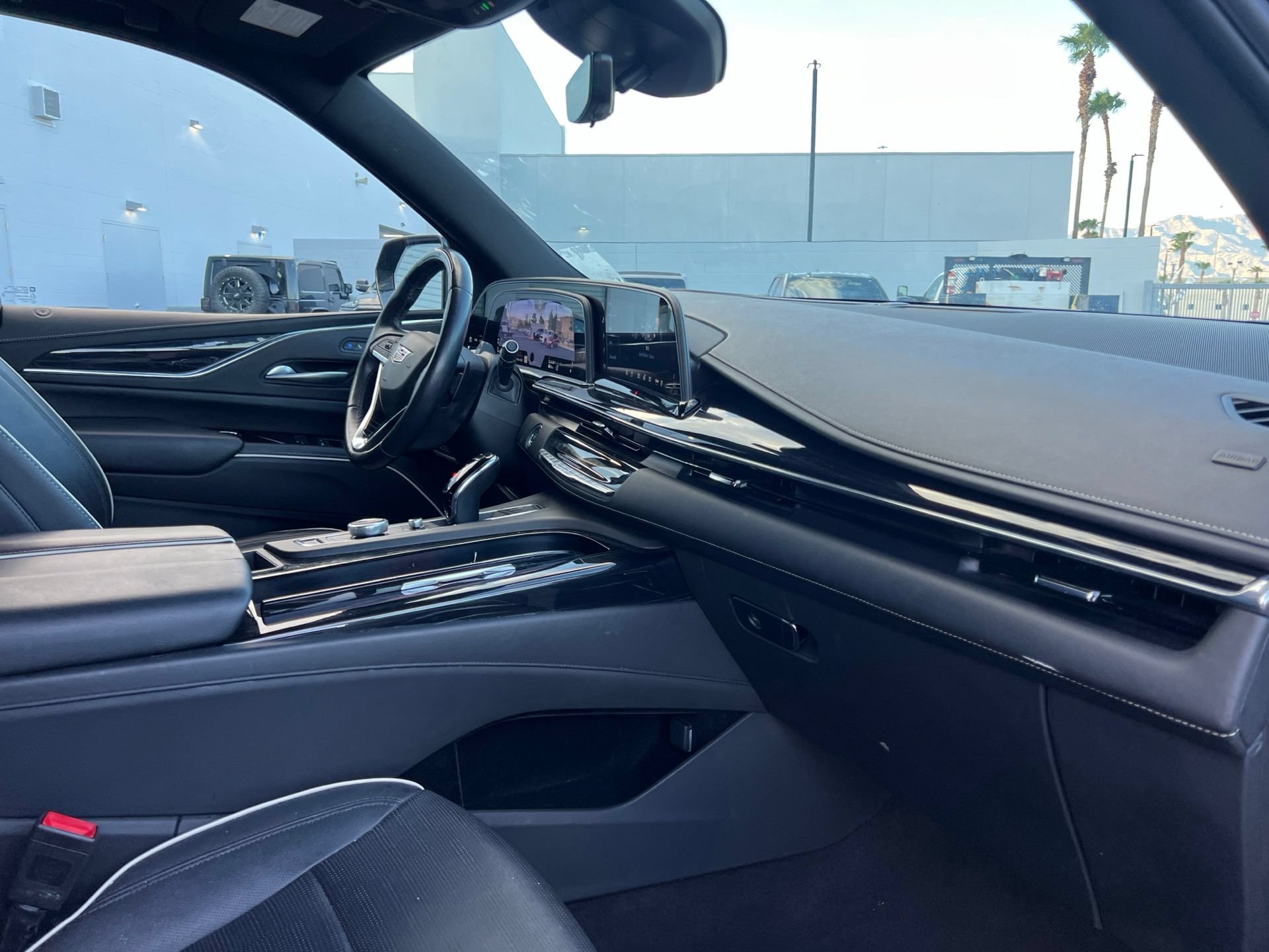 Used 2023 Cadillac Escalade Sport AWD/4WD image 25