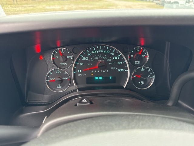 New 2026 GMC Savana 3500 w/ Driver Convenience Package RWD image 12