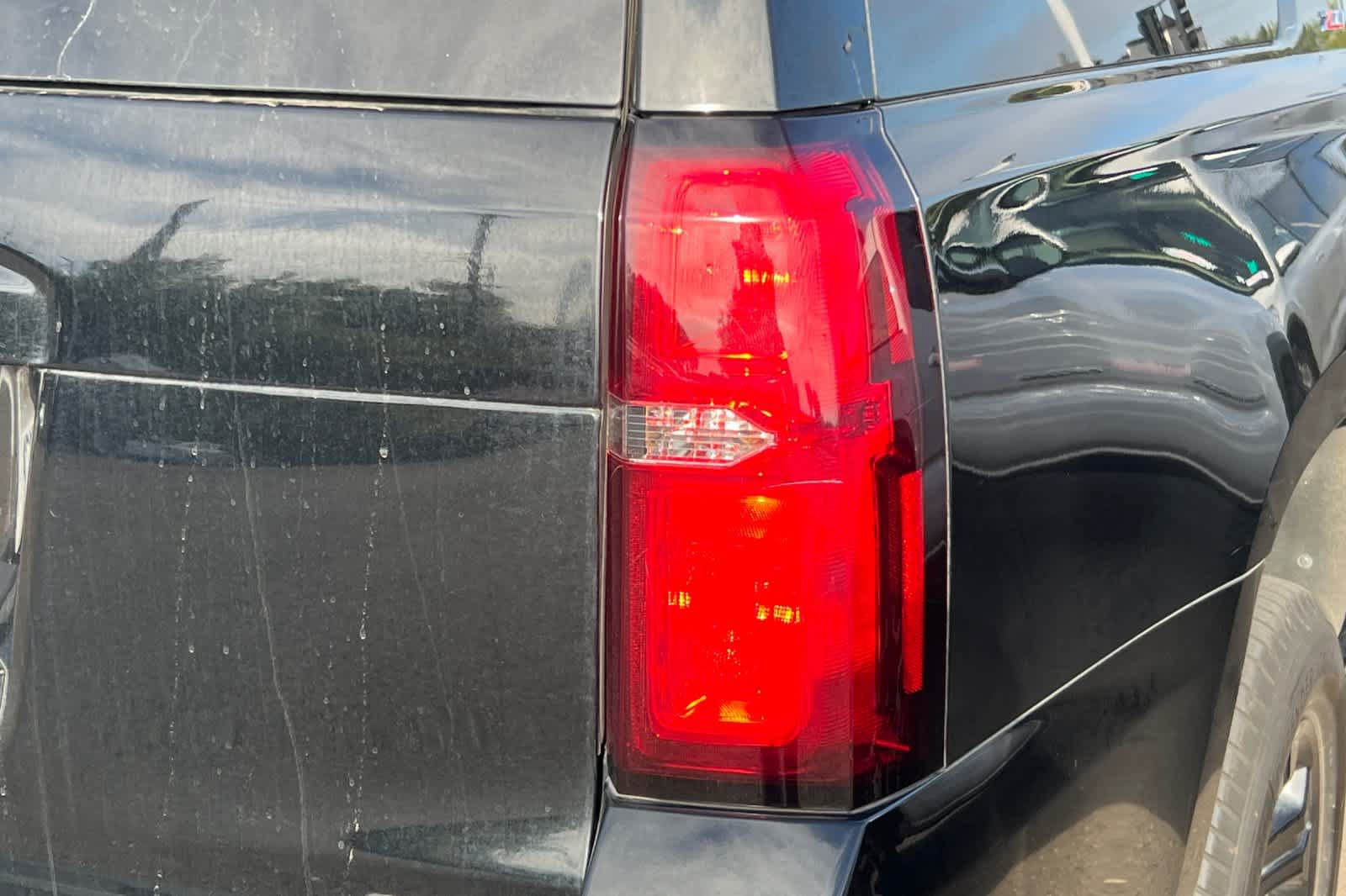 Used 2019 Chevrolet Suburban LT AWD/4WD image 18