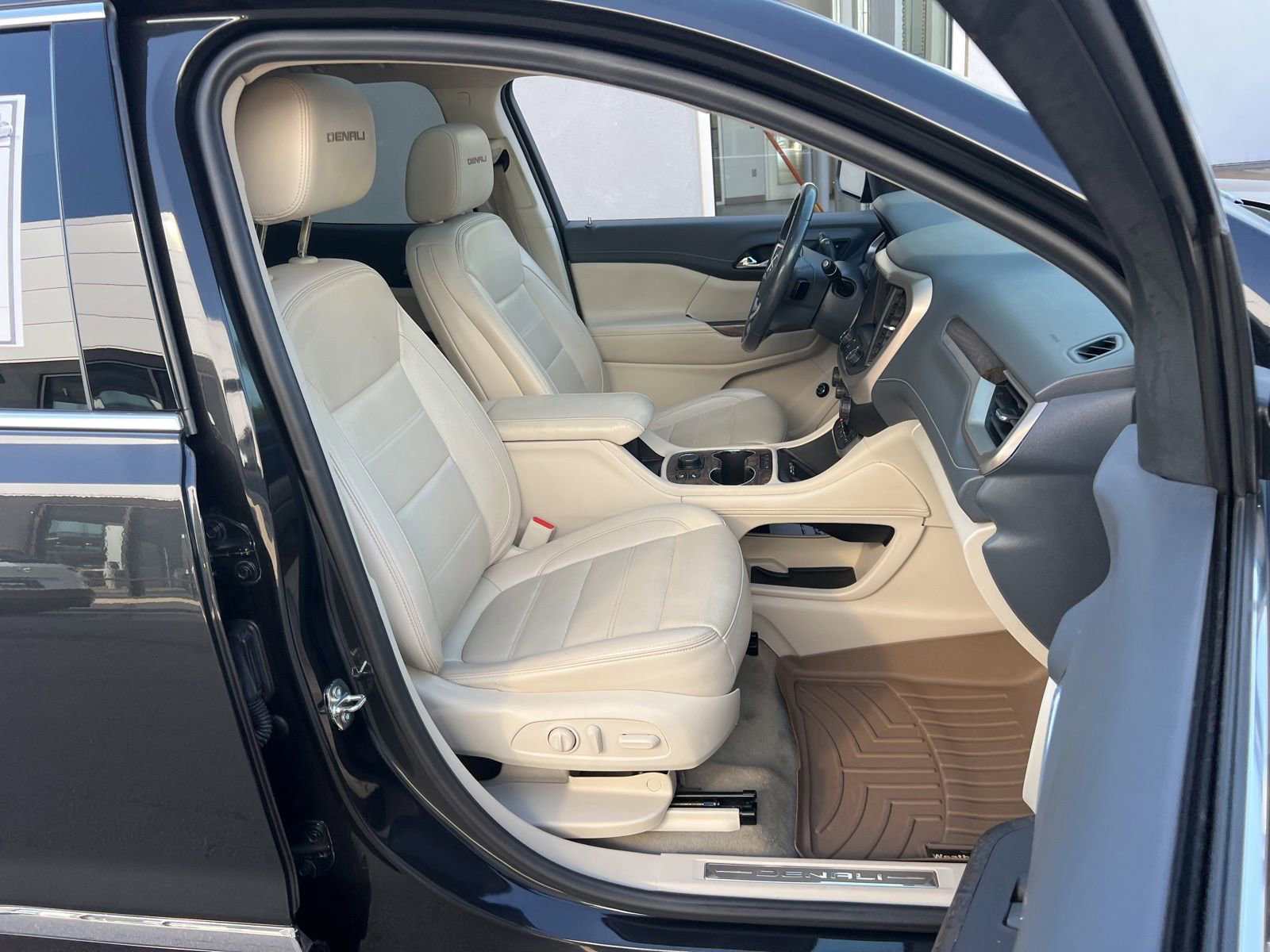 Used 2020 GMC Acadia Denali w/ Technology Package image 59