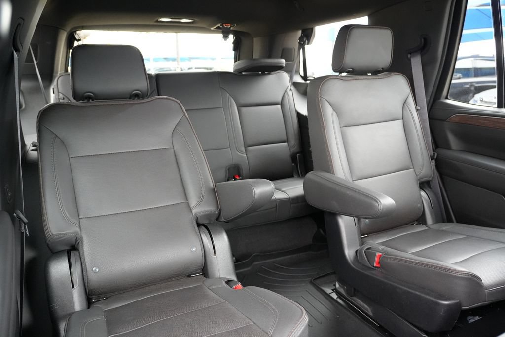 Used 2023 Chevrolet Tahoe High Country AWD/4WD image 35
