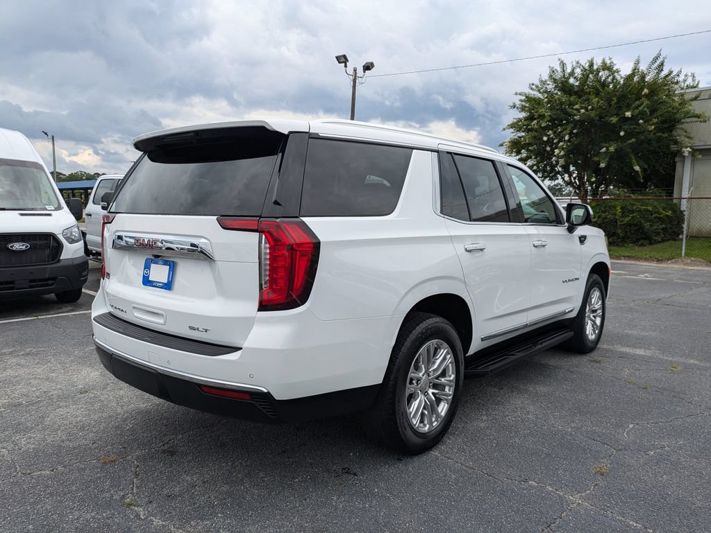 Used 2024 GMC Yukon SLT w/ SLT Luxury Package RWD image 4