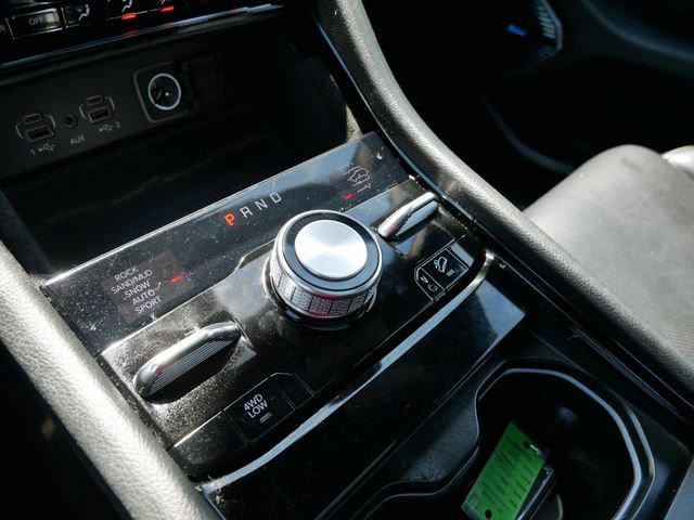 Used 2022 Jeep Grand Cherokee L Overland w/ Luxury Tech Group IV AWD/4WD image 19