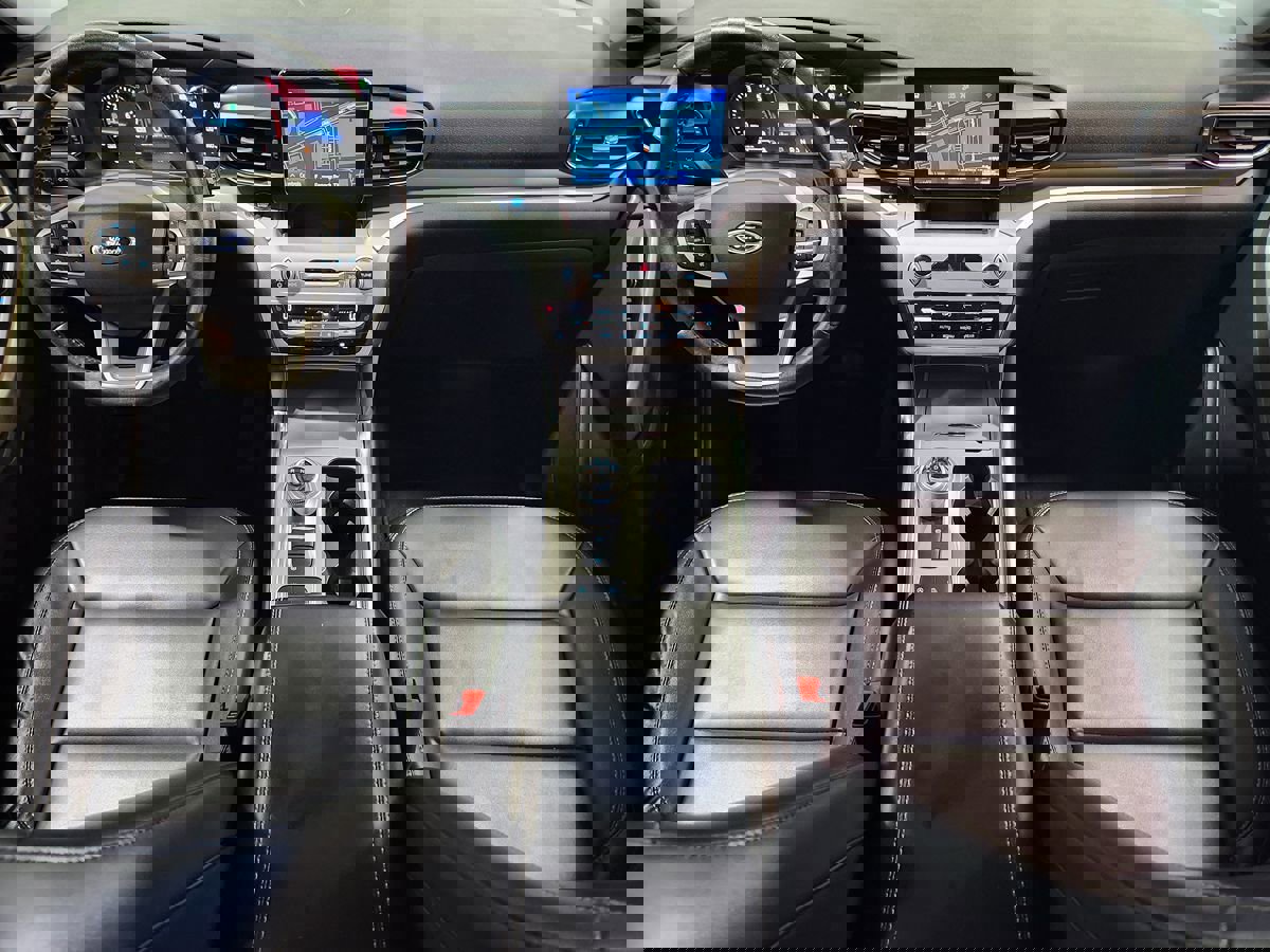 Used 2021 Ford Explorer XLT w/ Equipment Group 202A image 46