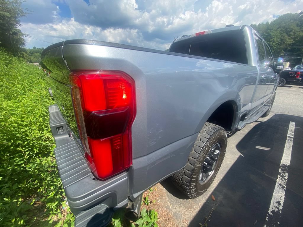 Used 2024 Ford F250 Platinum w/ Tremor Off-Road Package AWD/4WD image 3