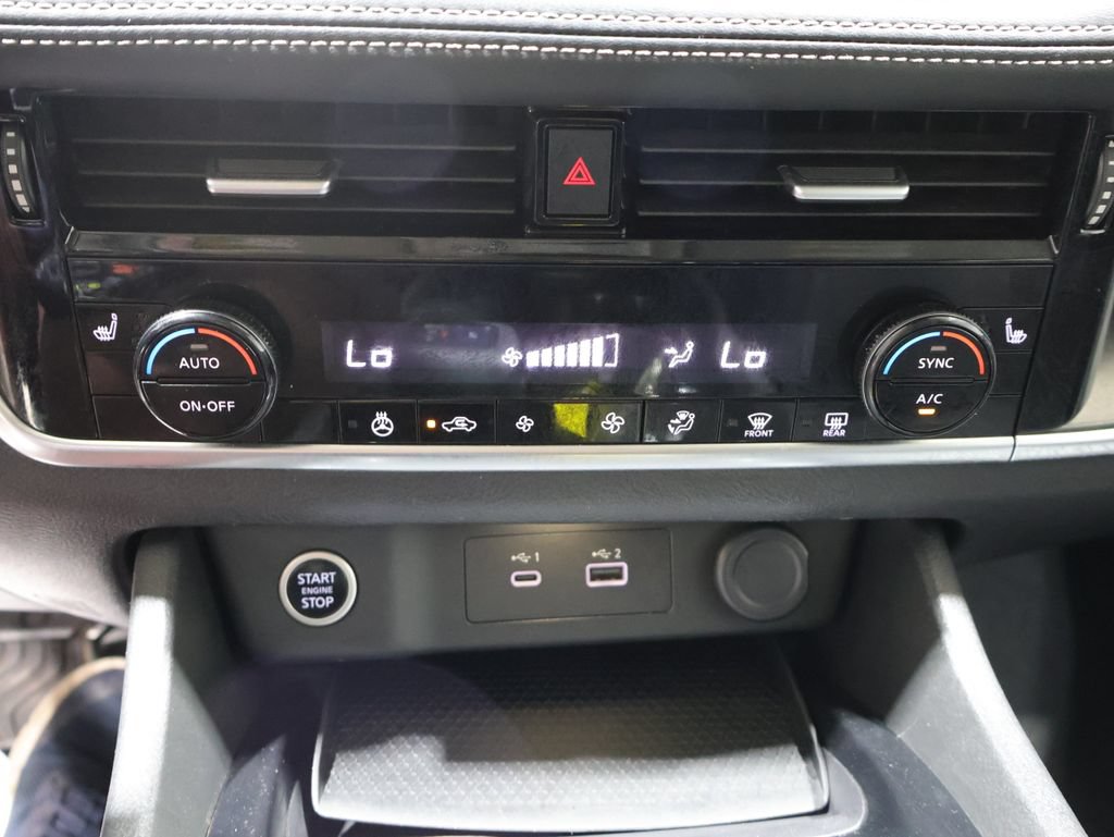 Used 2021 Nissan Rogue SV w/ Premium Package AWD/4WD image 31