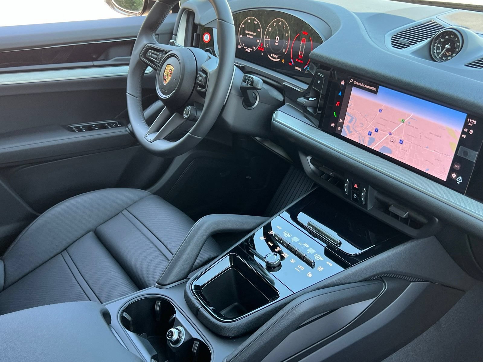 New 2026 Porsche Cayenne Coupe AWD/4WD image 13