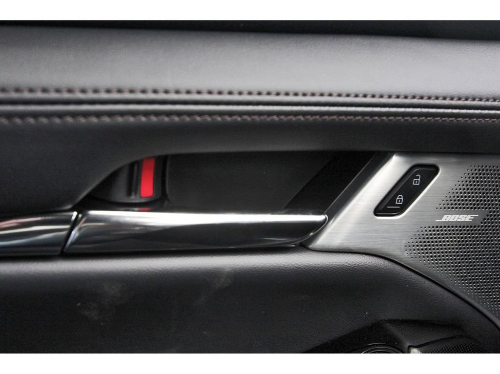 New 2026 MAZDA MAZDA3 2.5 S Hatchback w/ Premium Pkg FWD image 18