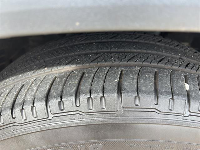 Used 2024 Toyota Highlander Limited image 10