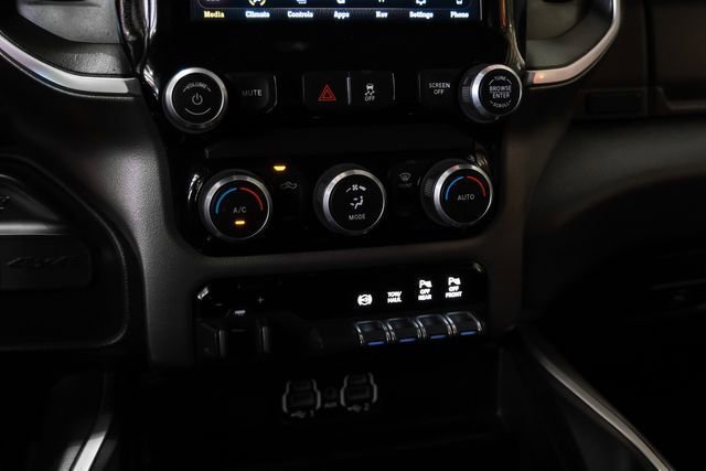 Used 2019 RAM 3500 Lone Star image 27