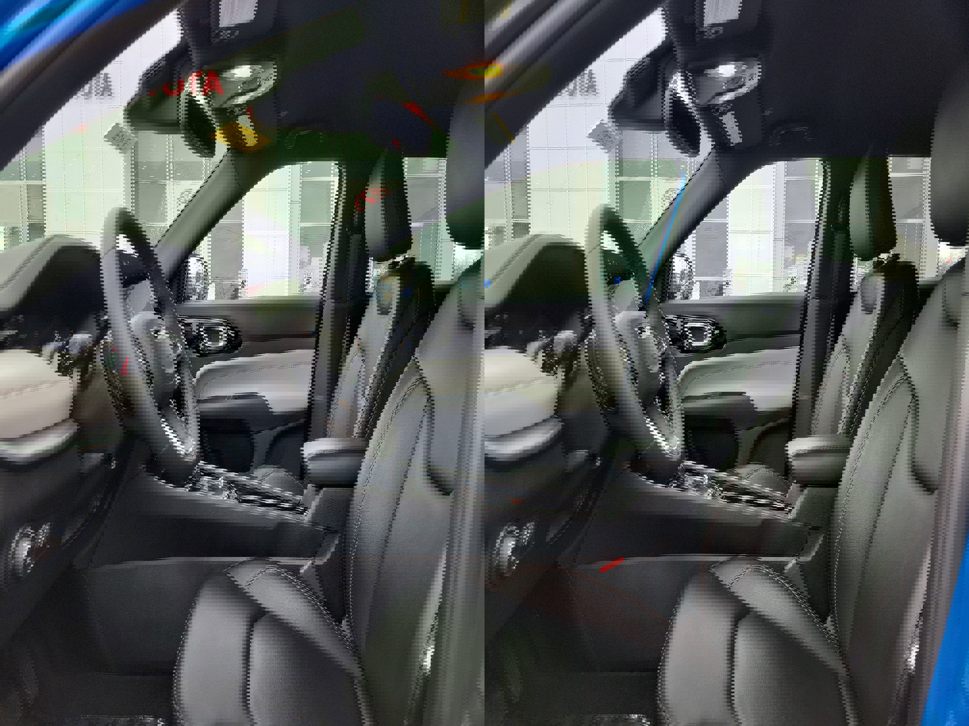 Used 2024 Jeep Compass Limited image 15