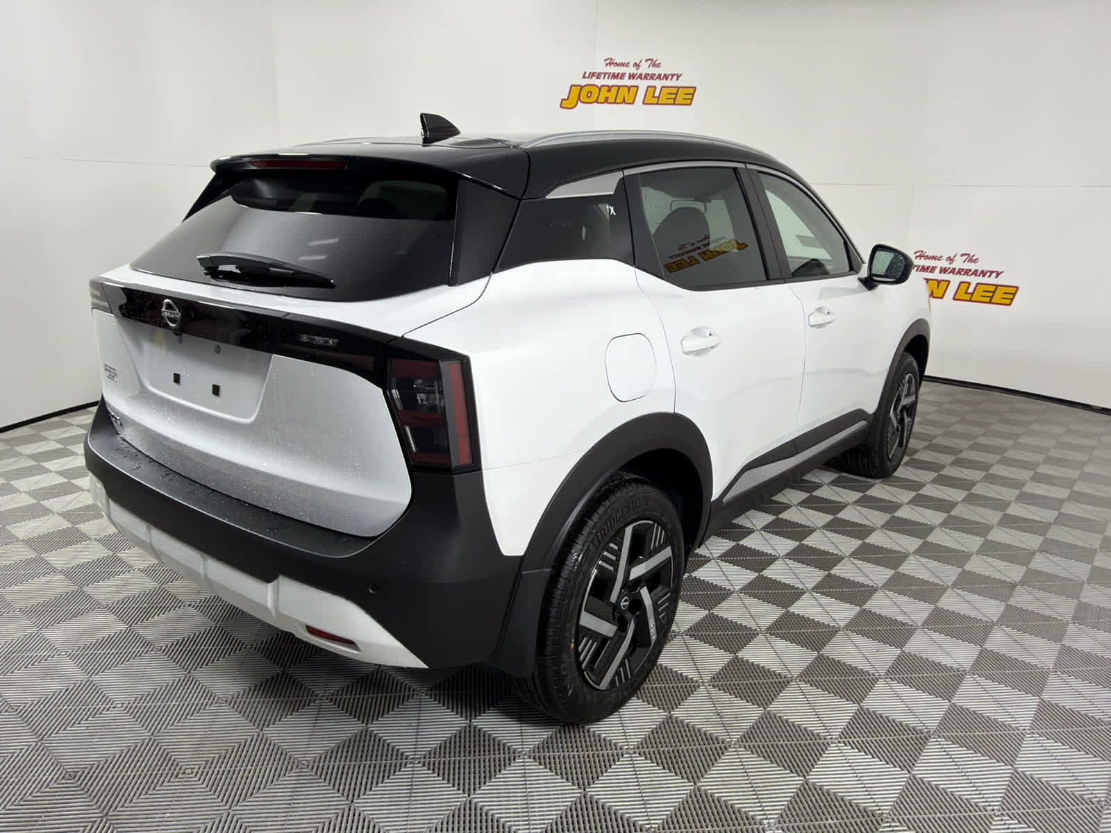 New 2026 Nissan Kicks SV image 6