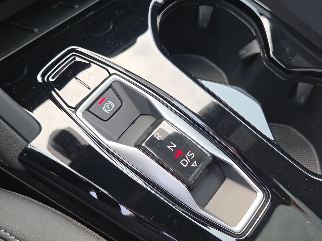 Certified 2025 Audi Q5 Prestige AWD/4WD image 38