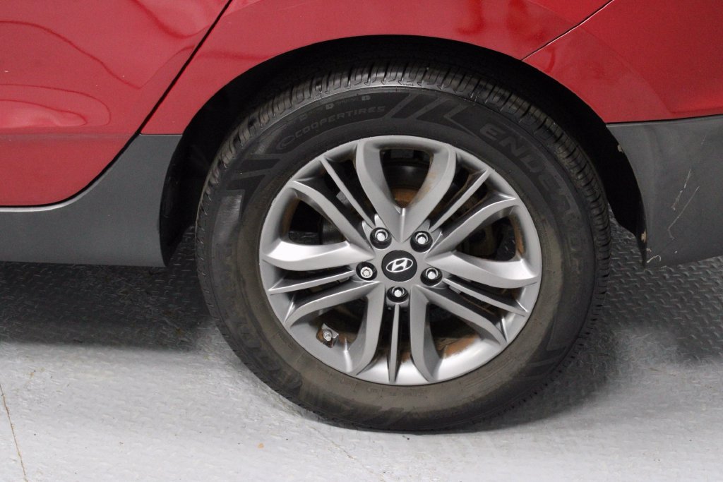 Used 2015 Hyundai Tucson GLS w/ Option Group 02 AWD/4WD image 19