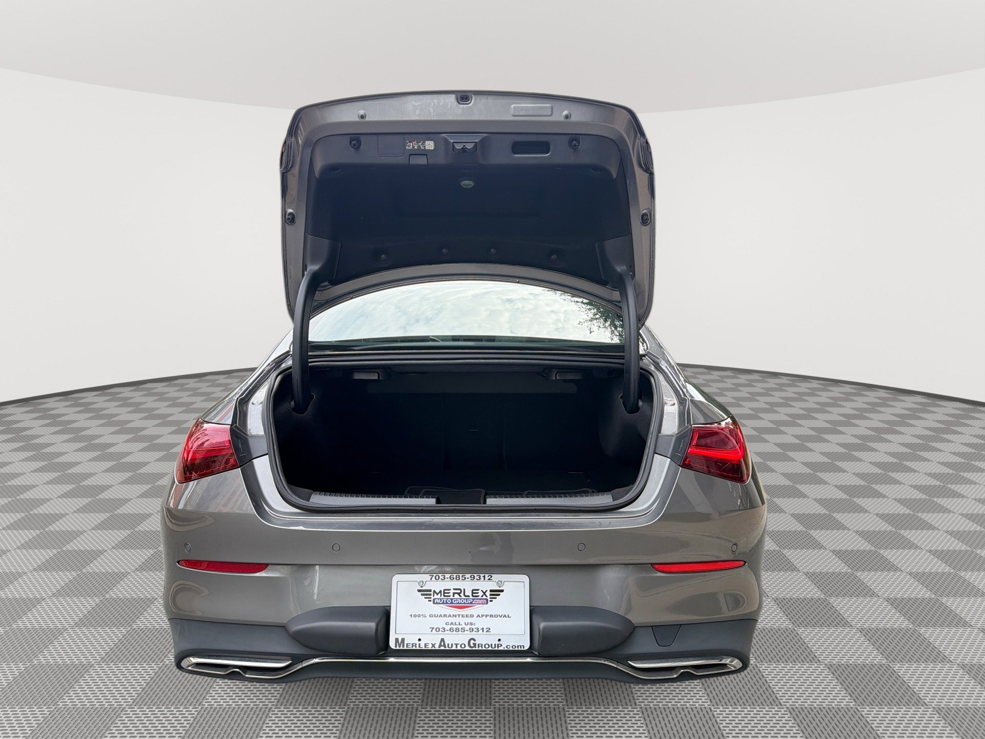 Used 2025 Mercedes-Benz CLA 250 4MATIC image 21