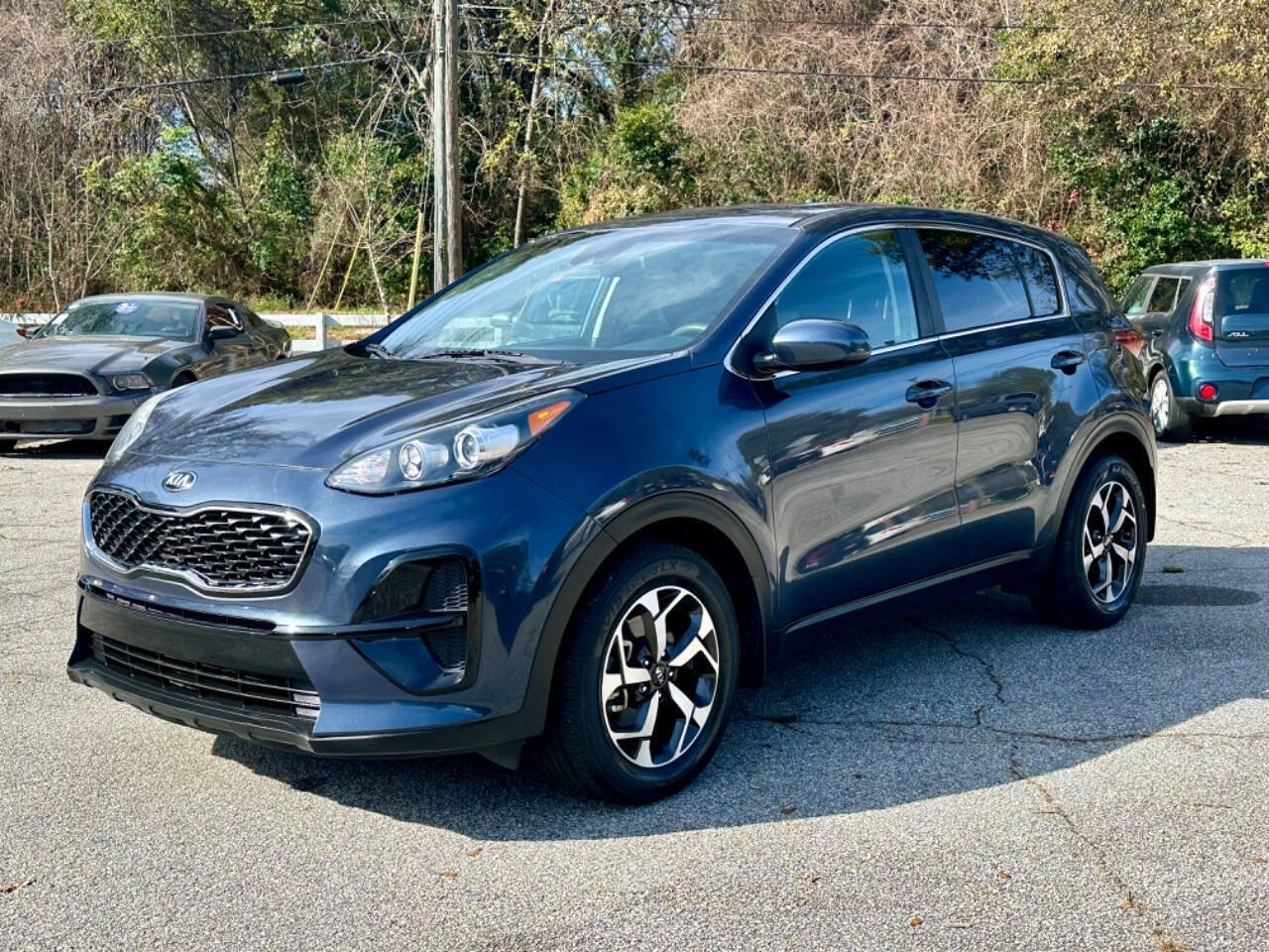 Used 2020 Kia Sportage LX FWD image 3