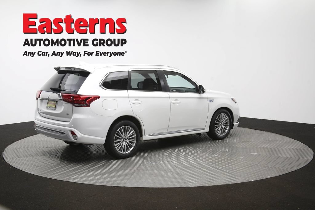 Used 2020 Mitsubishi Outlander SEL AWD/4WD image 41