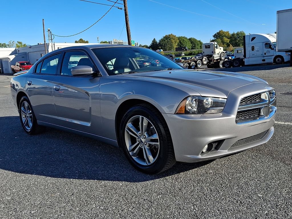 Used 2014 Dodge Charger SXT Plus AWD/4WD image 3